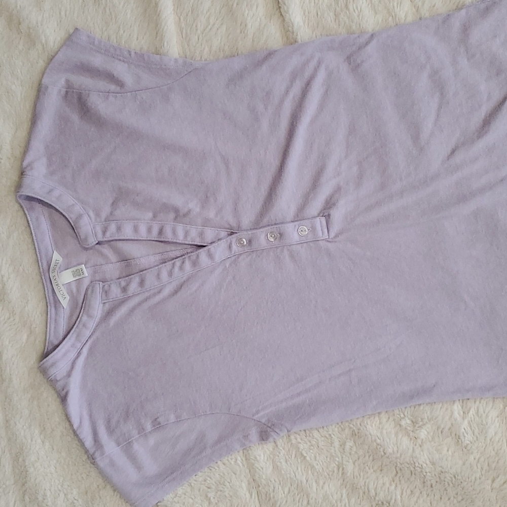Victoria's Secret short sleeve top